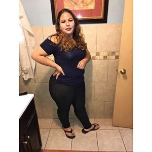 Meet your Posher, Mireya